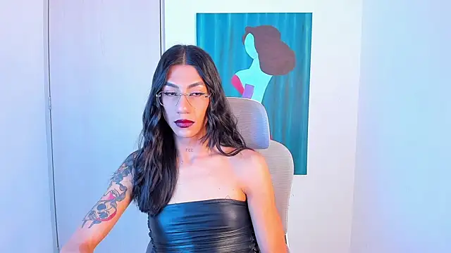 sofiaa grey  online show from 05.08.26