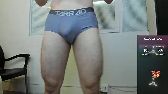 Snapshot of juan_prior chatting on 12.04.24 juan prior online show from 12.04.24