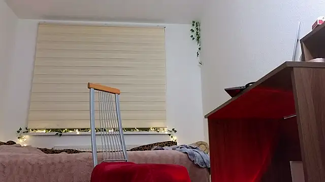 Martha Hoffman online show from 03.11.25