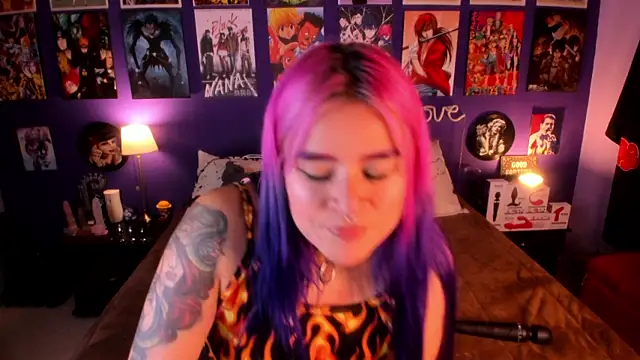 anne cross online show from 11.08.25