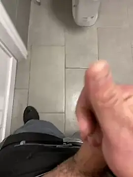 Snapshot of _themask_ chatting on 12.09.24 themask online show from 12.09.24