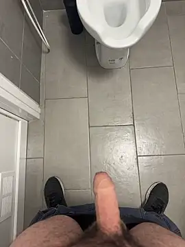 Snapshot of _themask_ chatting on 02.06.25 themask online show from 02.06.25