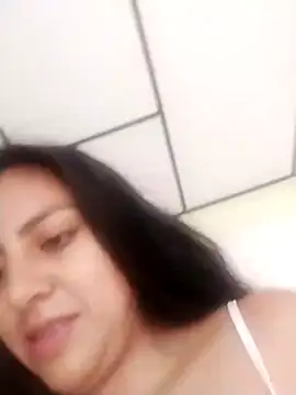 Snapshot of Valeer_abby chatting on 12.25.24 Valeer abby online show from 12.25.24