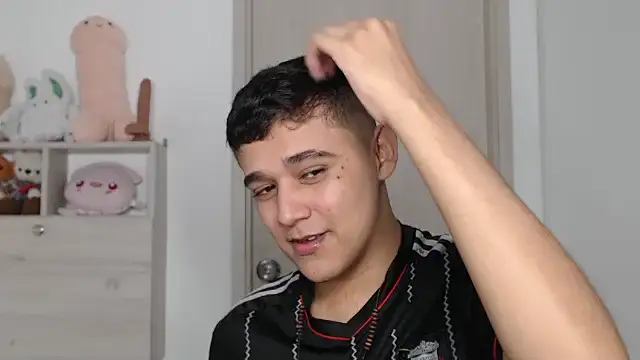 kaiine190 online show from 12.23.25