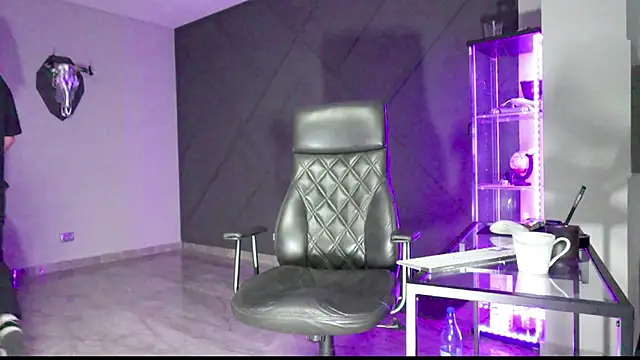 Snapshot of mattmasterss chatting on 03.07.25 mattmasterss online show from 03.07.25