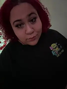 Snapshot of Juicyjordie chatting on 12.16.24 Juicyjordie online show from 12.16.24