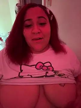 Snapshot of Juicyjordie chatting on 12.22.24 Juicyjordie online show from 12.22.24