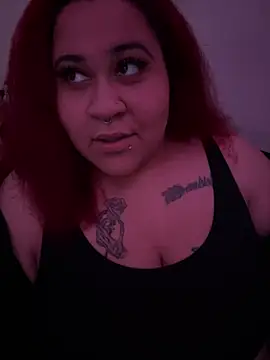 Snapshot of Juicyjordie chatting on 02.01.25 Juicyjordie online show from 02.01.25