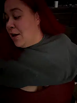 Snapshot of Juicyjordie chatting on 10.17.25 Juicyjordie online show from 10.17.25