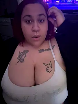 Snapshot of Juicyjordie chatting on 10.22.25 Juicyjordie online show from 10.22.25