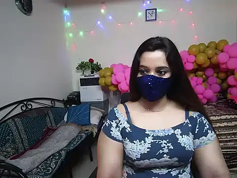 Arushisingh8888 online show from 12.30.24