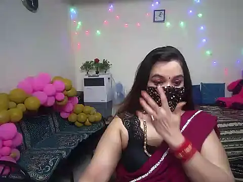 Arushisingh8888 online show from 01.04.25