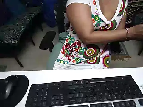 Arushisingh8888 online show from 02.15.25