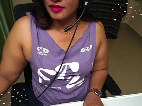 Arushisingh8888 online show from 11.08.25