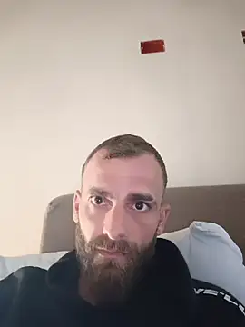 Antonio Vatooo online show from 04.25.26