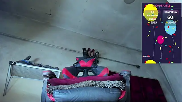 Trixy star horney online show from 03.15.26