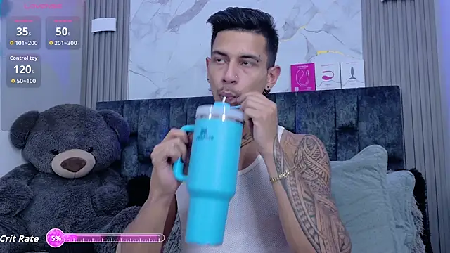 JAYCOB00 online show from 02.05.26