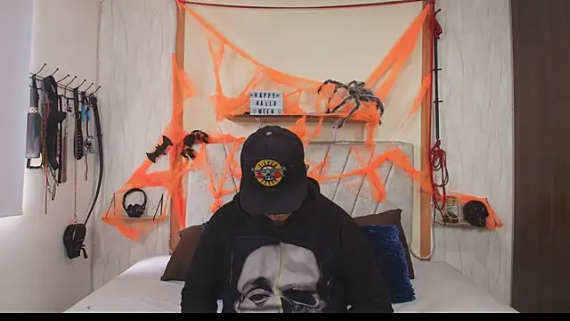 Liana Asaff online show from 10.13.25