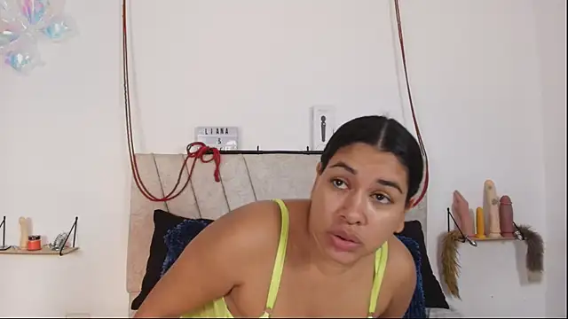 Snapshot of Liana_Asaff chatting on 04.29.26 Liana Asaff online show from 04.29.26
