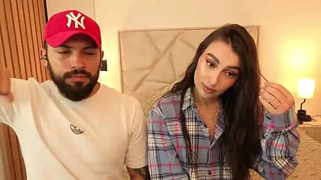 teseo and afroditha  online show from 10.18.25