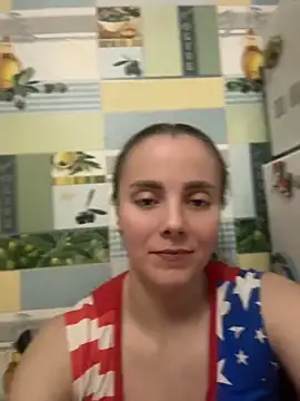 Snapshot of AlisaKissss chatting on 05.13.26 AlisaKissss online show from 05.13.26