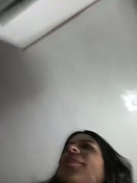 Snapshot of _elektrah chatting on 05.17.26 elektrah online show from 05.17.26
