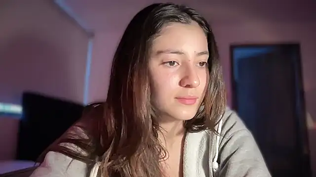 Snapshot of Princ3ssgabi chatting on 11.08.25 Princ3ssgabi online show from 11.08.25