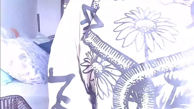 sweetcoralinee online show from 12.02.25