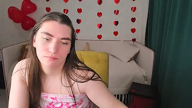 Snapshot of pussyhome2407 chatting on 02.15.25 pussyhome2407 online show from 02.15.25