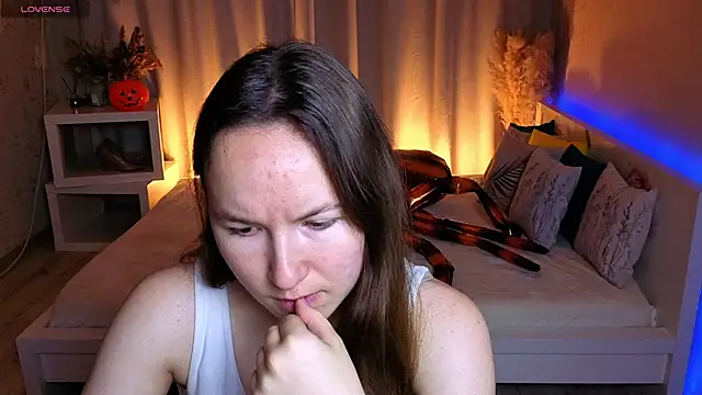 Little doll meow online show from 10.14.25