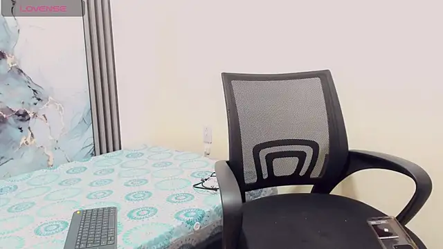 Snapshot of Rubi_30 chatting on 11.22.25 Rubi 30 online show from 11.22.25