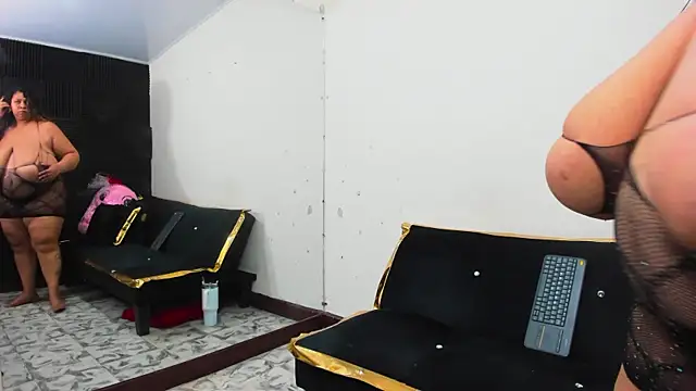 Lynn Jones online show from 04.17.26