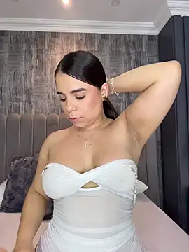 ThaniaJones online show from 02.18.26