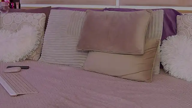 BrianaKennedi online show from 02.20.26