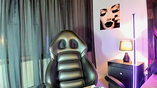 EmiliWilliams online show from 02.20.26