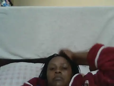 Snapshot of tight_pussy_gall chatting on 09.17.25 tight pussy gall online show from 09.17.25