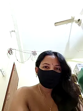 Snapshot of Payel-Sen chatting on 02.10.25 Payel-Sen online show from 02.10.25