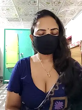 Snapshot of Payel-Sen chatting on 10.03.25 Payel-Sen online show from 10.03.25