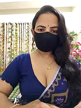 Snapshot of Payel-Sen chatting on 10.05.25 Payel-Sen online show from 10.05.25