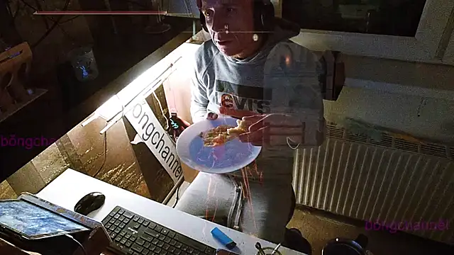 BongChannel online show from 01.08.25