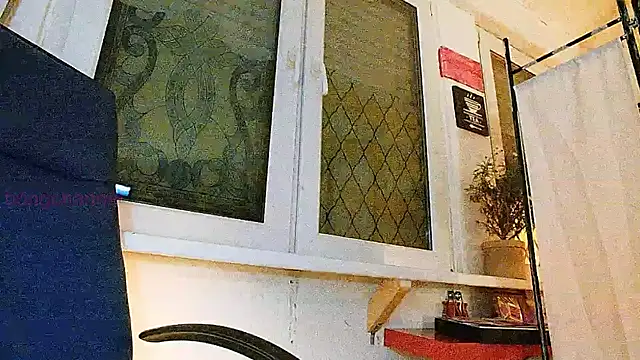 Snapshot of BongChannel chatting on 01.21.25 BongChannel online show from 01.21.25