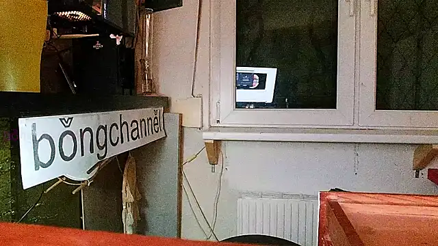 Snapshot of BongChannel chatting on 01.24.25 BongChannel online show from 01.24.25