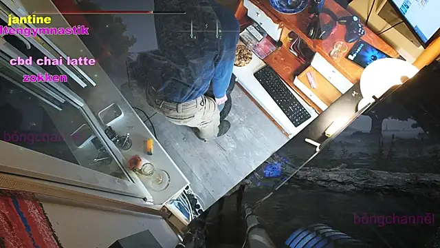 Snapshot of BongChannel chatting on 03.09.25 BongChannel online show from 03.09.25