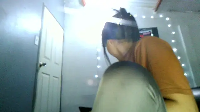 Snapshot of linzeysmith4 chatting on 03.13.26 linzeysmith4 online show from 03.13.26