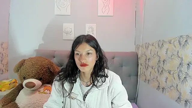 Emma-Wilson online show from 01.14.25