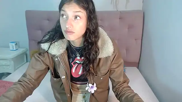 Emma-Wilson online show from 03.20.25