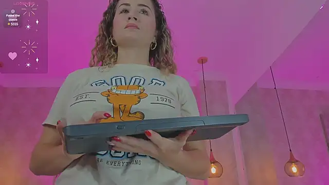 Shantall   online show from 03.07.25