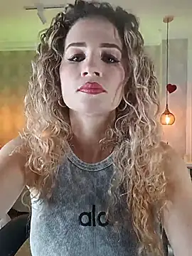 Shantall   online show from 02.20.26