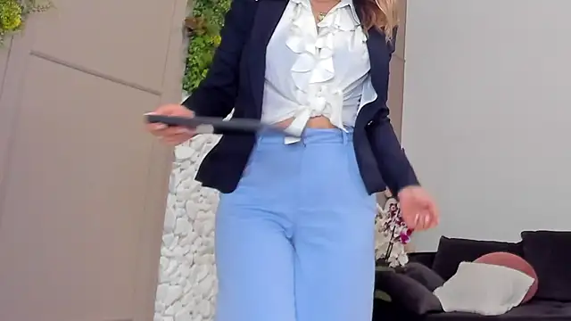 Deliciouslips online show from 03.20.25