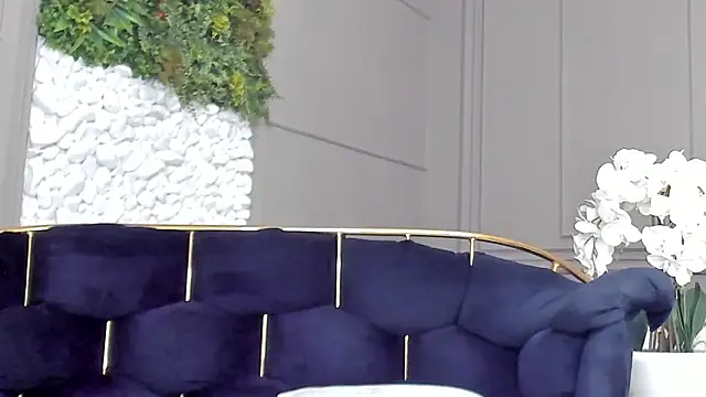 Deliciouslips online show from 09.11.25